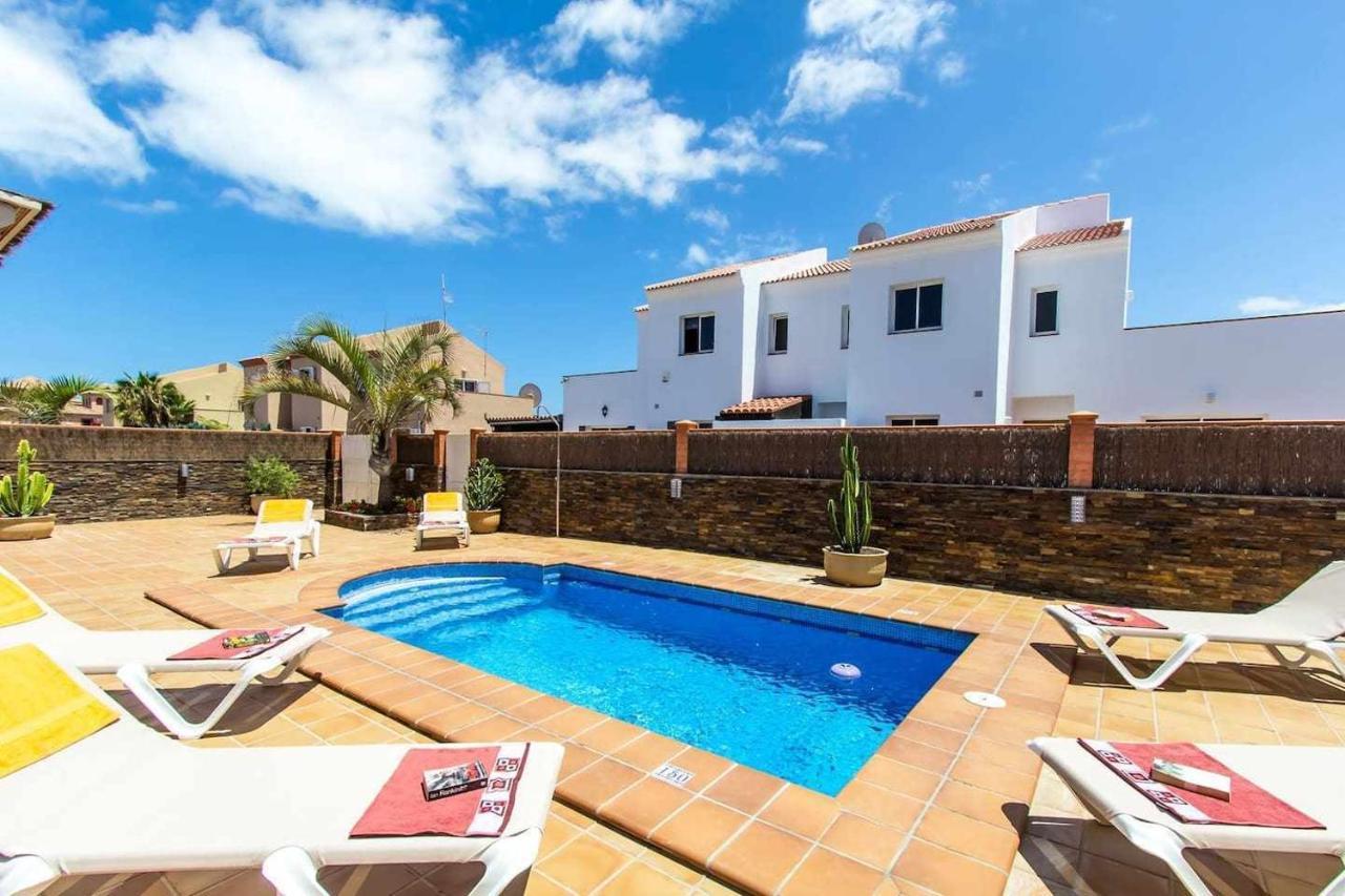 Villa Privada En Corralejo Exterior photo